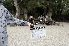 Gli appunti di Anna Azzori / Uno specchio che viaggia nel tempo