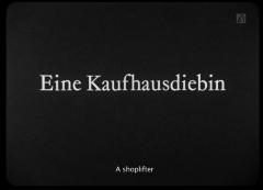 Eine Kaufhausdiebin