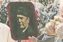 Carrying Pictures. A Case Study In Visual Politics