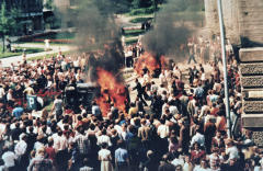 Krótki dzien pracy (Widok z okna)